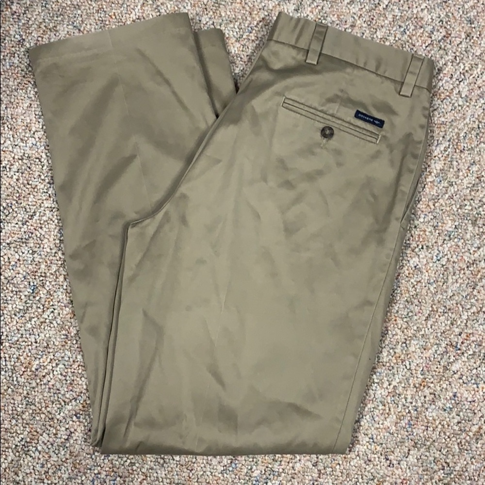 Men’s Dockers Pleated D3/Classic Fit